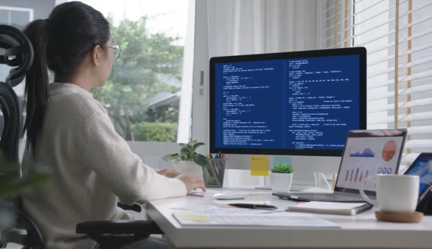 海曙区企业数字化解决方案:机器学习赋能商业模式升级的核心路径